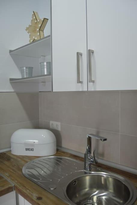 Apartamento Ana'S Cerca Del Parque Tecnologico Málaga Eksteriør billede